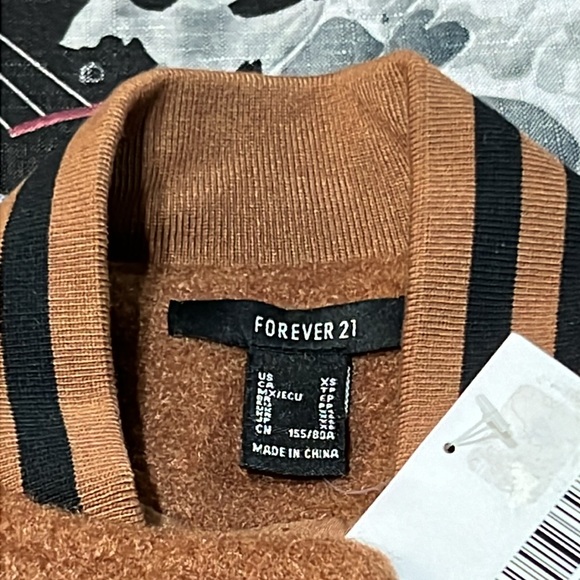 NWT Forever 21 Women's Varsity-Striped Letterman Jacket in Root Beer X-Small - Picture 10 of 12